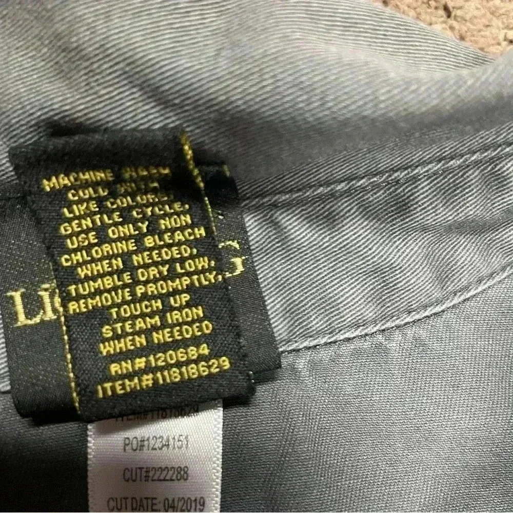 Her Universe The Lion King Remember Who You Are Cargo Military Jacket Top Sz XL - Picture 5 of 12